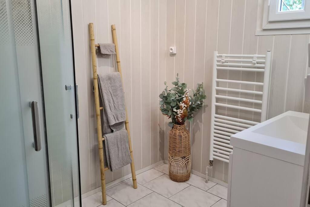 Maison Retour Vers Le Futur - 2 Chambres / Jardin Marmagne  外观 照片